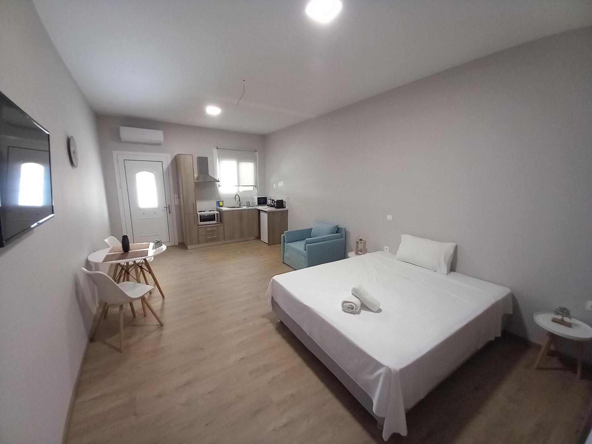 Thalassa Almyros Apartments Kalamata Zewnętrze zdjęcie